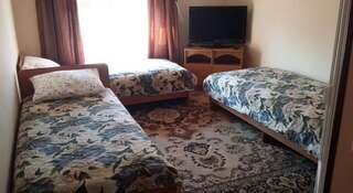 Гостевой дом Svetlana Геленджик-0